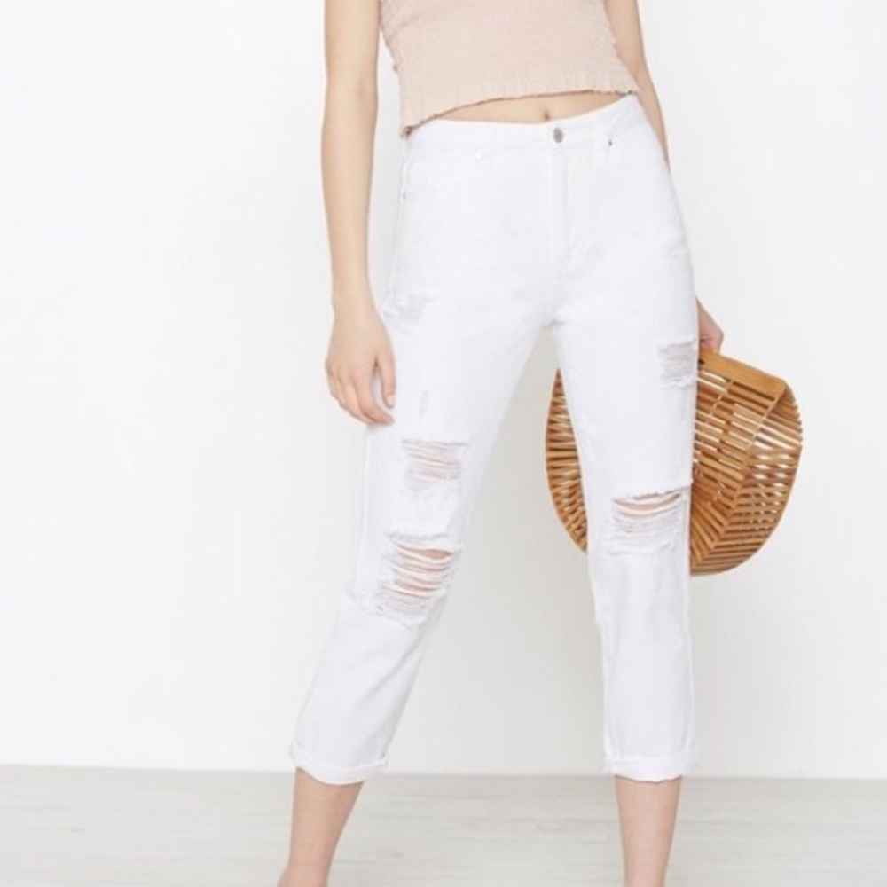 🆕PacSun Ripped Cropped Mom Jeans